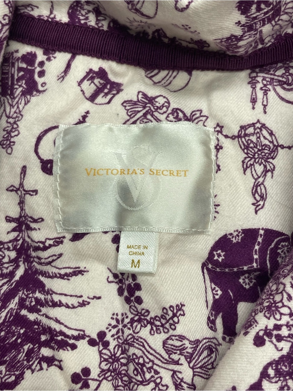 Victoria's Secret Vintage Purple Elephant Toile Print Sleepwear Size Medium - Picture 3 of 5